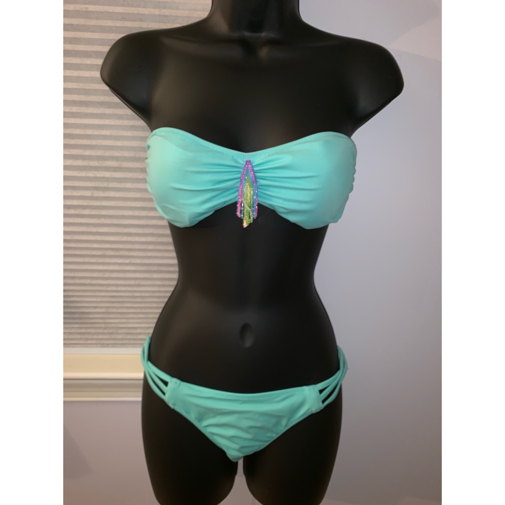 Victoria’s Secret bandeau bikini set